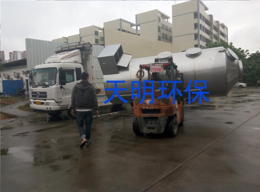 新一轮的PP喷淋塔发货啦，谢谢东莞客户的支持！