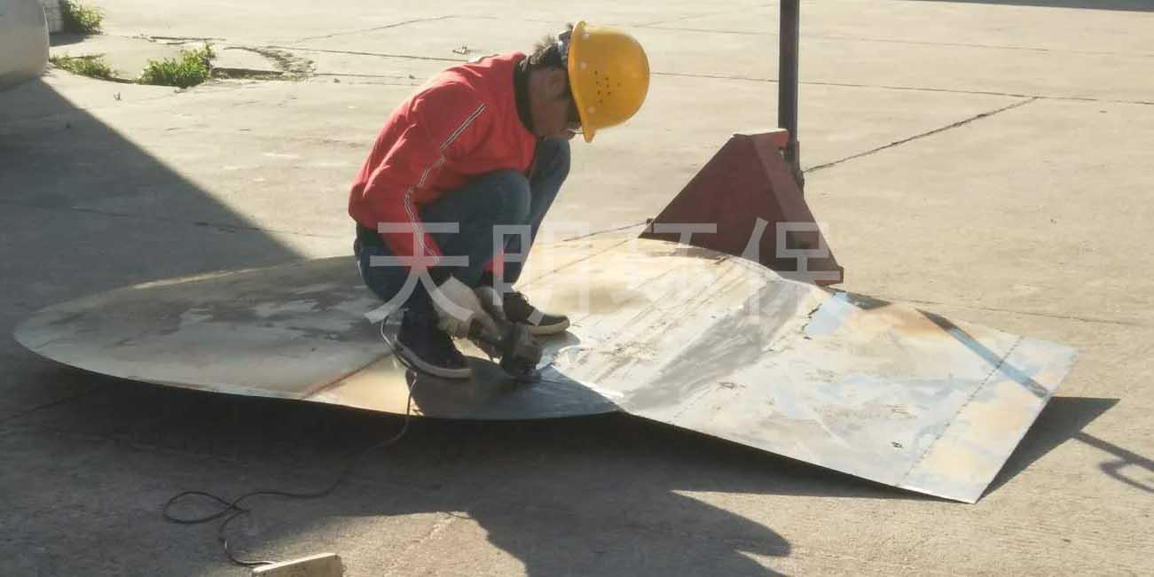 喷淋塔设备.jpg