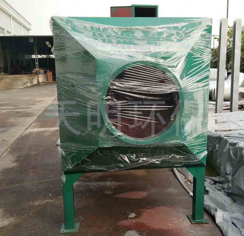 活性炭吸附塔.jpg
